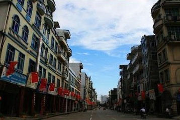 东兴天气预报30天查询,东兴市一个月天气